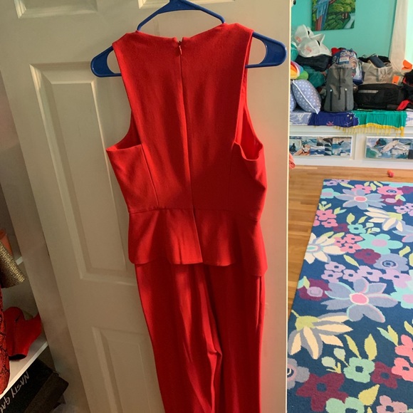 Beautiful BCBG pantsuit - Picture 3 of 4